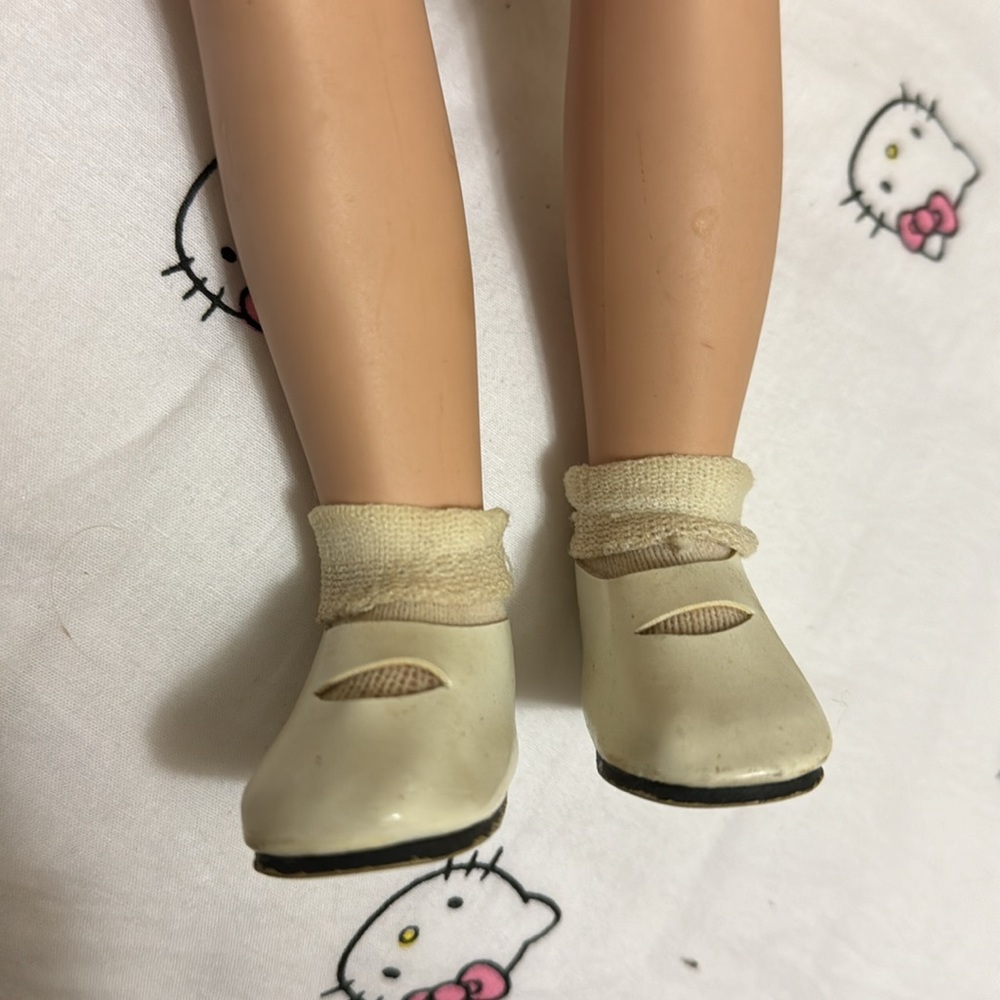 Doll - Picture 5 of 5
